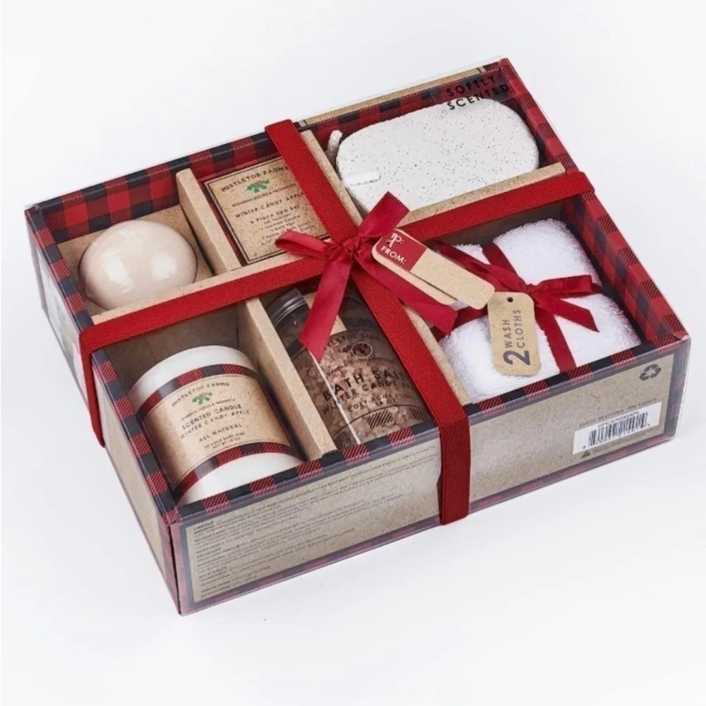 Final $ NWT Mistletoe Farms Winter Candy Apple 6 Piece Spa Set